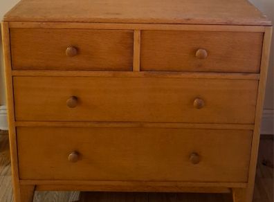 Oak Chest of Drawers