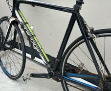 Scott Speedster S30 road bike