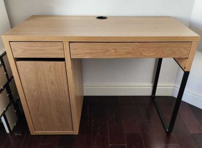 Micke Desk (105x50cm)