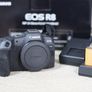 Canon EOS R8 Full Frame Mirrorless Camera Bundle Image 3