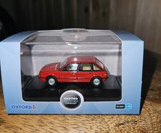Oxford Diecast Austin Maestro 1.76 Scale