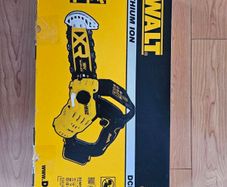 dewalt chainsaw