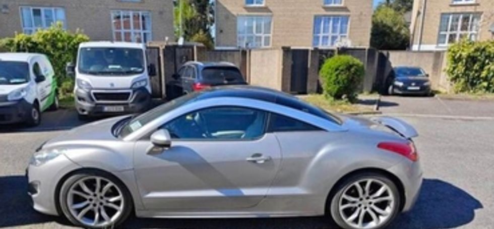 2011 Peugeot Rcz