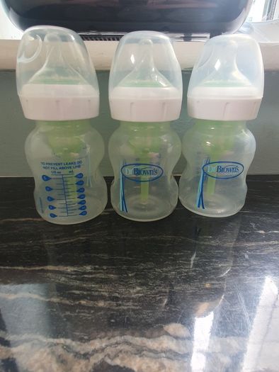 Dr Brown baby bottle steriliser and bottles