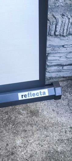 projection screen