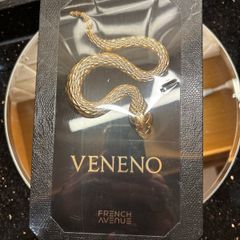 French Avenue Vaneno