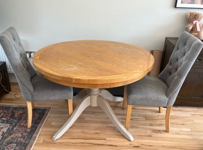 Table and 2 Chairs.