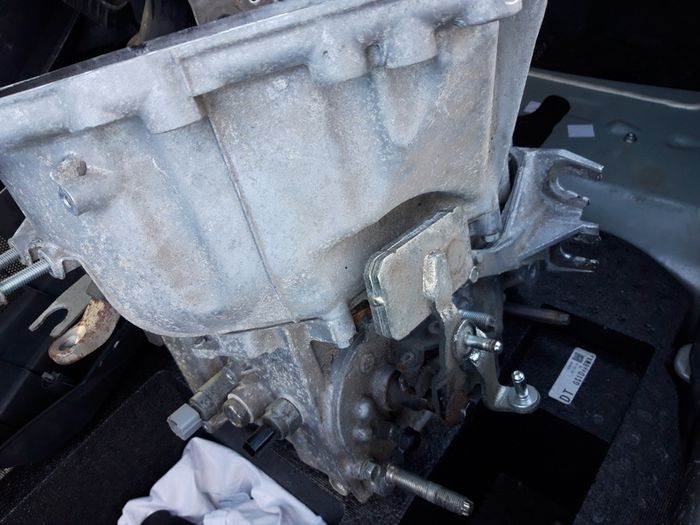 Mazda 3,6 2013-on , gearbox manual ,4TH0613152 D6040