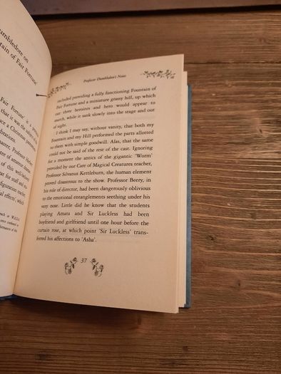 (New) JK Rowling The Takes of Beedle The Bard Hardback