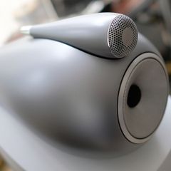 Stunning Bowers and Wilkins 803D3 Diamond White world class leading Speakers absolutely Pristine condition like new under 4 years old cost 18k