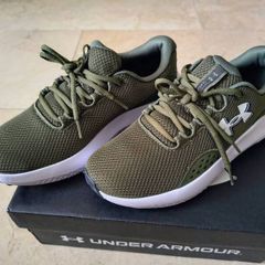 Running shoes Under Armour Charged Surge 4.