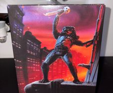 Neca City Hunter Predator