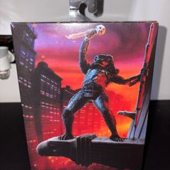 Neca City Hunter Predator