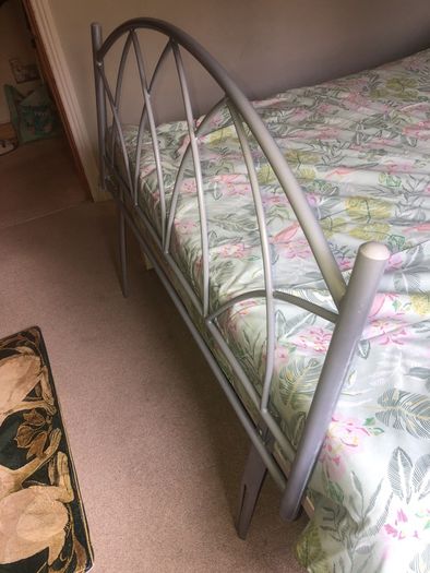 Headboard doublebed