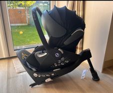 CYBEX Cloud Z i-Size Car Seat & Rotating Base Z Bundle
