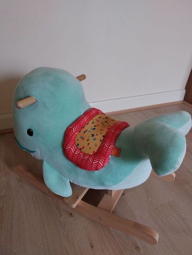 Rocking whale