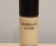 BareMinerals BAREPRO Performance Wear Liquid Foundation SPF 20 - Champagne 03