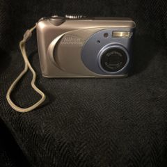 nikon