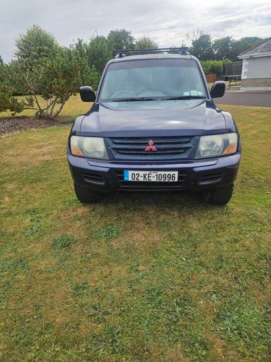 2002 Mitsubishi Pajero