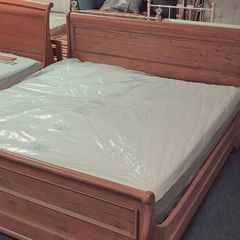 New 6ft superking Willis & Gambier bedframe