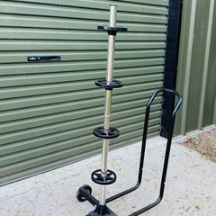 Alloy wheel stand/storage