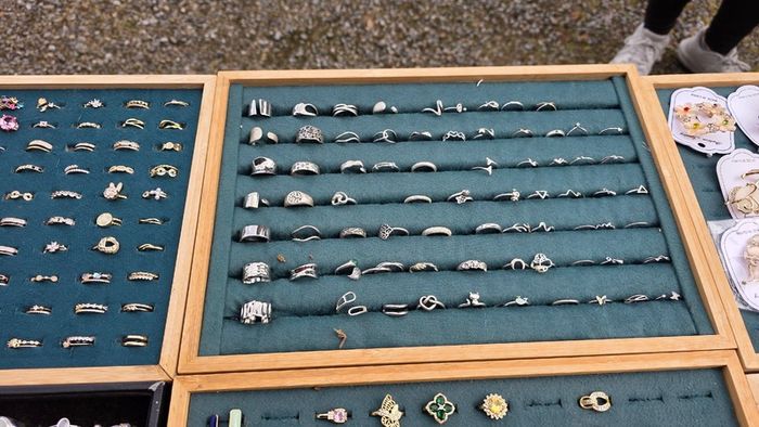 Women accessories