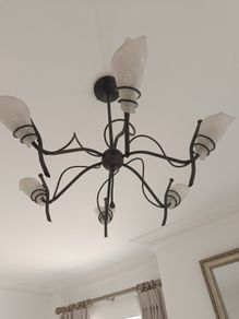 5 wall lights with matching chandelier