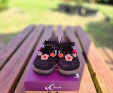 Simonetta Designer Mary Janes, Size 23EU, UK9 Junior, AV