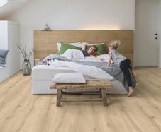 Quick-Step Majestic 9.5mm Desert Oak Light Natural PLUS FREE underlay