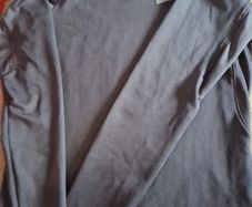 Under Armour ladies top