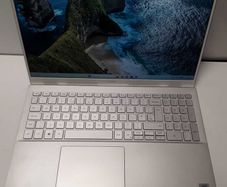 Dell Inspiron 15 5501 | Intel Core i7-1065G7 | 16GB RAM | 256GB SSD | 15.6" Laptop