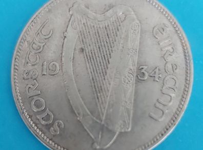 Ireland 1934 Harp Half Crown in  Extremely Fine condition