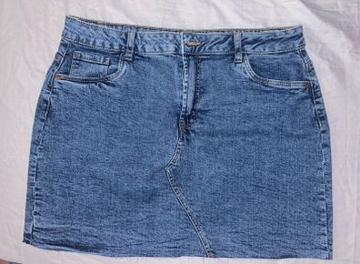 Bnwot size 16 dunnes denim skirt