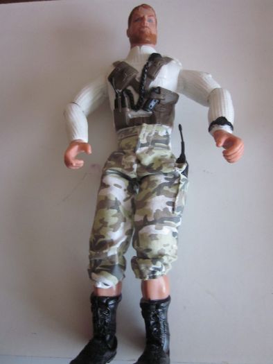 Three  Lanard Toys Ultra Corps Combat Army Soldier Figures 2003. 11.5 inches