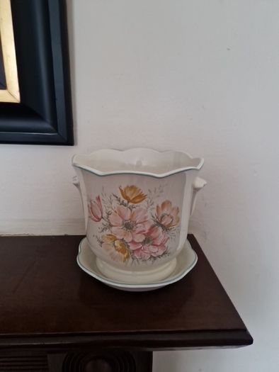 plant pot