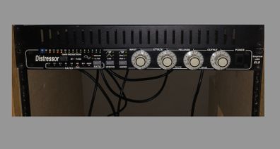 Empirical Labs EL8 Distressor Compressor