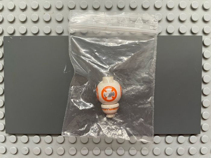 Lego Star Wars sw0661 BB-8 minifigure (Small Photoreceptor and Small Black Circle)