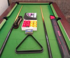 Pool table