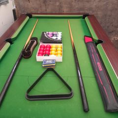 Pool table