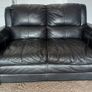 3 + 2 Leather Suite Image 2