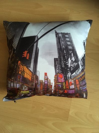 Beautiful City Design Cushion Cover
