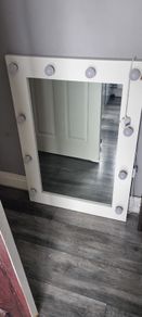 Hollywood mirror