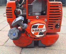 oleo mac strimmers