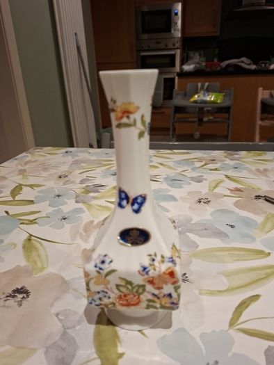 Aynsley Vase