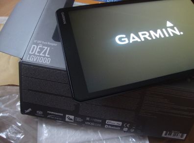 sat nav Garmin dezl LGV1000, for trucks, HGV