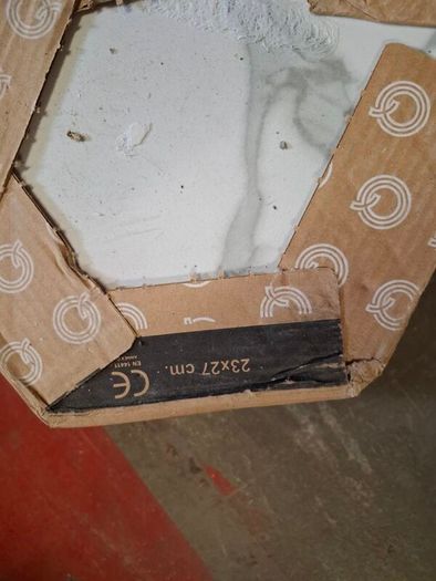 Marble Hex tiles (6.6m2) 23x27