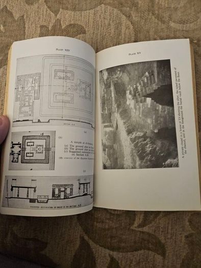 Digging Up The Past. By Sir Leonard Woolley. 32 Illustrations.  Paperback In Good Condition.  See Photos For Same.