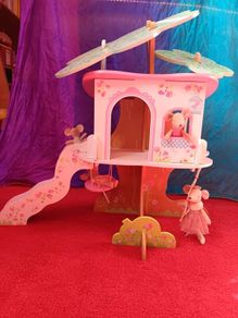 Rosebud Village Treehouse