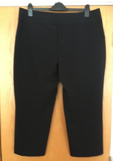 NEXT Cropped Tailored Trousers 18 New