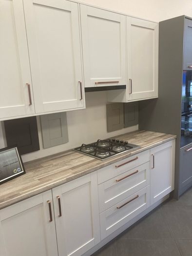 RK kitchens and wardrobes